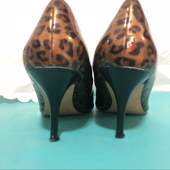 Aldo Pointed Toe Cheetah Heels, Size 7 - Picture 5 of 8